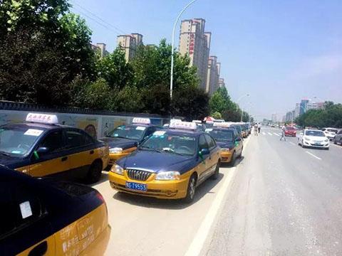 L'amore aiuta a testare che siamo in action.jpg Love helps test we are in action.jpg