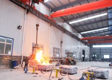 Fornitura di fabbricazione professionale 10Ton Overhead Crane
